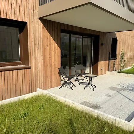 New 2 With Garden & Garage, Close To Parliament Schiltigheim