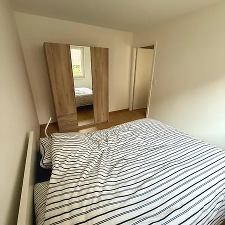 New 2 With Garden & Garage, Close To Parliament