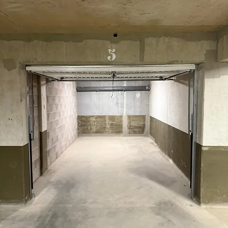Apartament New 2 With Garden & Garage, Close To Parliament *
