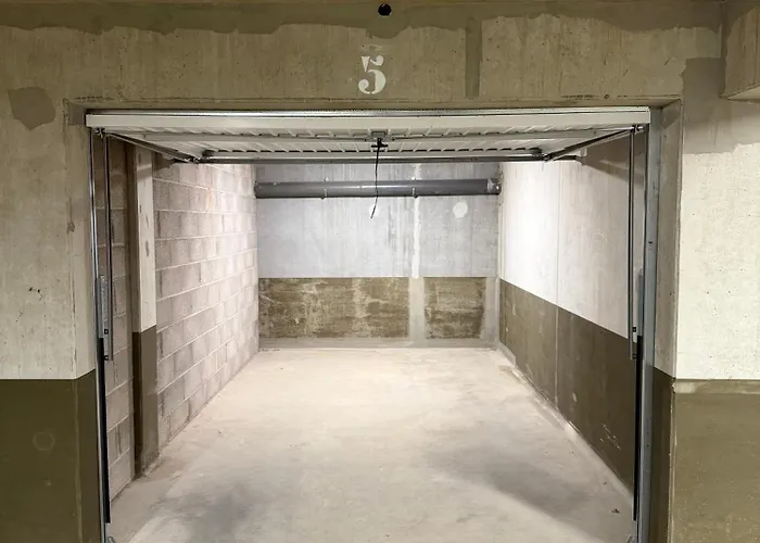 Апартаменты New 2 With Garden & Garage, Close To Parliament *